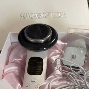 Black and White Facial Device